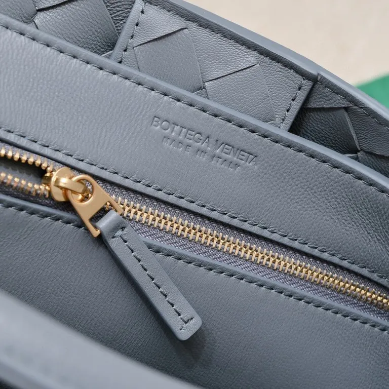 Bottega Veneta Bag 